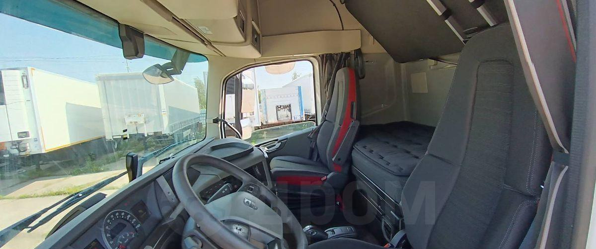 Тягач Volvo FH: фото 11