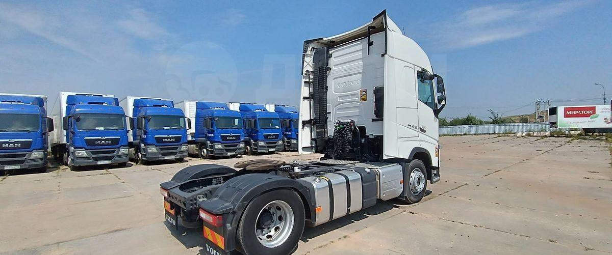 Тягач Volvo FH: фото 8