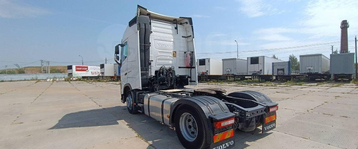 Тягач Volvo FH: фото 9