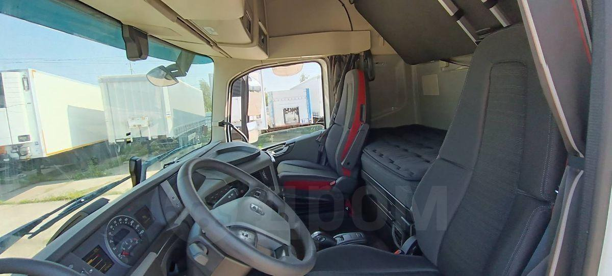 Тягач Volvo FH: фото 11