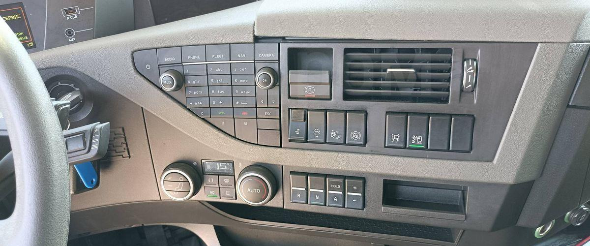 Тягач Volvo FH: фото 15