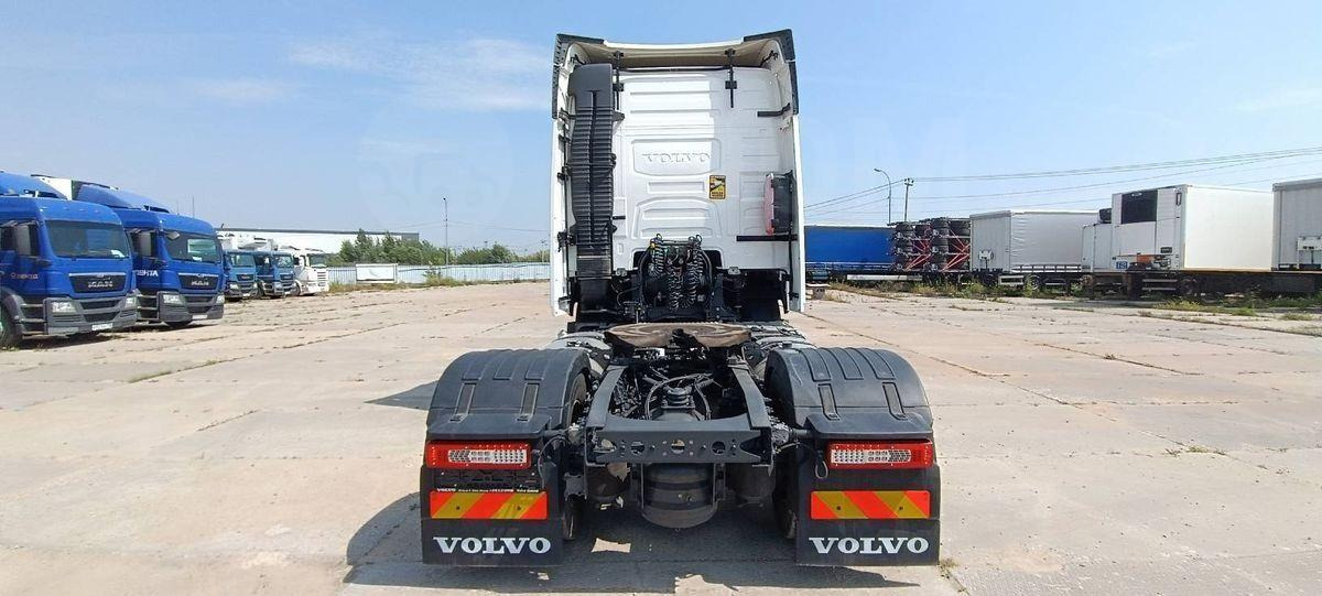Тягач Volvo FH: фото 10