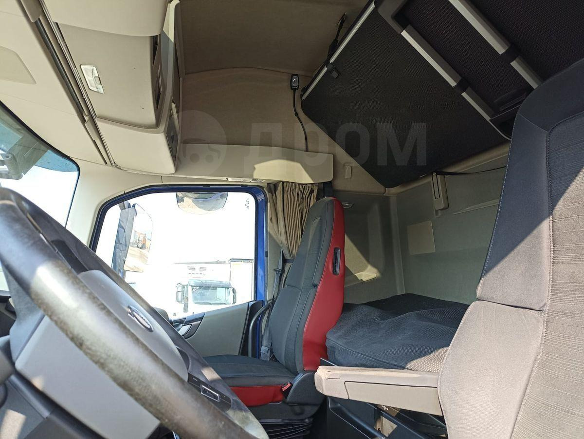 Тягач Volvo FH-TRUCK 4x2: фото 9