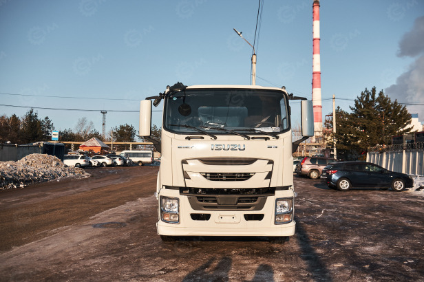 Ассенизатор (вакуумная машина) на шасси ISUZU 4x2 дв 151kw бочка 15м3 насос SK-20 1200м3/ч - Ассенизатор: фото 1 Ассенизатор (вакуумная машина) на шасси ISUZU 4x2 дв 151kw бочка 15м3 насос SK-20 1200м3/ч - Ассенизатор: фото 1