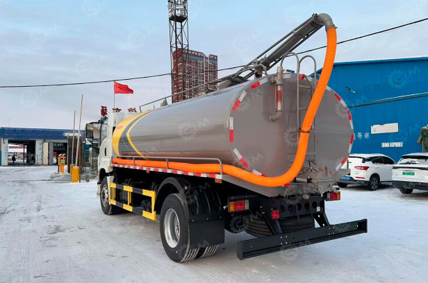 Ассенизатор (вакуумная машина) на шасси ISUZU 8x4 дв 338kw бочка 25м3 насосы XD-420 - Ассенизатор: фото 1 Ассенизатор (вакуумная машина) на шасси ISUZU 8x4 дв 338kw бочка 25м3 насосы XD-420 - Ассенизатор: фото 1