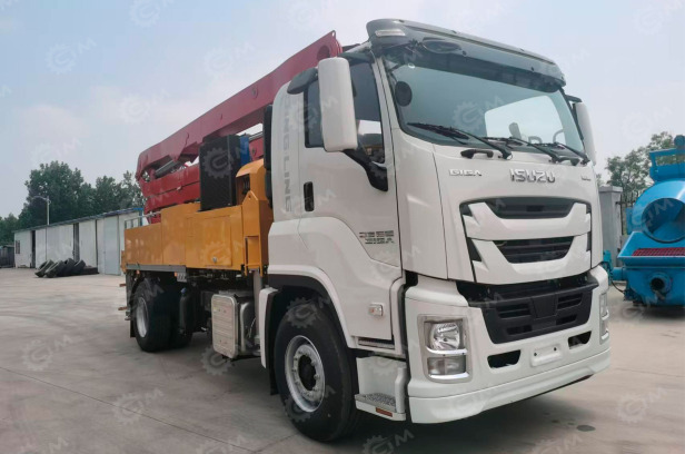 Автобетононасос JIUHE на шасси ISUZU 4х2 дв 151kw высота 17м - Автобетононасос: фото 1 Автобетононасос JIUHE на шасси ISUZU 4х2 дв 151kw высота 17м - Автобетононасос: фото 1