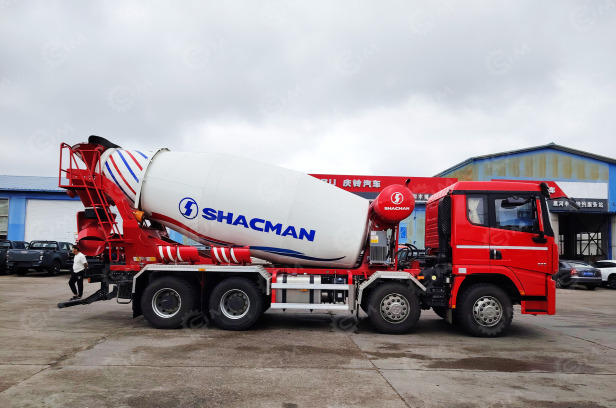 Автобетоносмеситель SHACMAN 8×4 X5000 SX5318GJB6T326 375 л.с. - Автобетоносмеситель: фото 1 Автобетоносмеситель SHACMAN 8×4 X5000 SX5318GJB6T326 375 л.с. - Автобетоносмеситель: фото 1