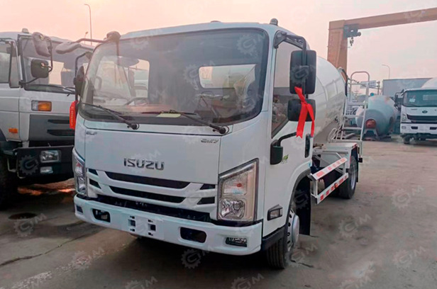 Автобетоносмеситель на шасси ISUZU 4х2 дв 139kw бочка 3 m³ - Автобетоносмеситель: фото 1 Автобетоносмеситель на шасси ISUZU 4х2 дв 139kw бочка 3 m³ - Автобетоносмеситель: фото 1