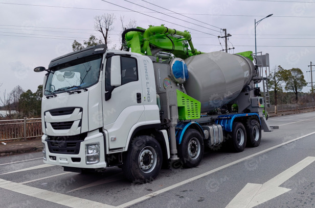 Автобетоносмеситель на шасси ISUZU 8x4 дв 309 Kw, бочка 9м3 с распределительной стрелой 28м и насосом - Автобетоносмеситель: фото 1 Автобетоносмеситель на шасси ISUZU 8x4 дв 309 Kw, бочка 9м3 с распределительной стрелой 28м и насосом - Автобетоносмеситель: фото 1