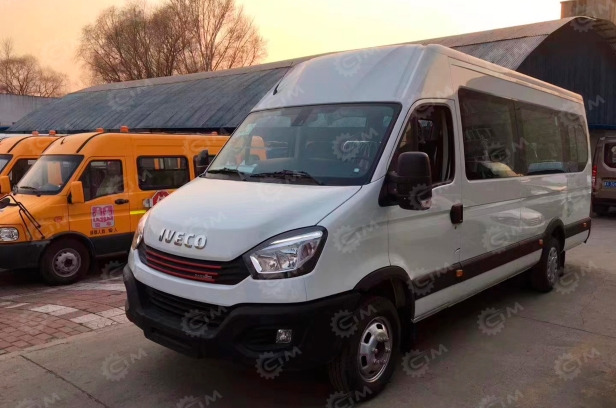Автобус IVECO 4х2 19 мест дв 132kw 2,9л МКПП - Микроавтобус, Пассажирский фургон: фото 1 Автобус IVECO 4х2 19 мест дв 132kw 2,9л МКПП - Микроавтобус, Пассажирский фургон: фото 1