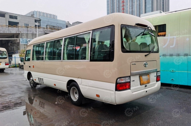 Автобус TOYOTA Coaster 22 места (включая водителя) дв 171kw 4л, бензиновый, МКПП - Микроавтобус, Пассажирский фургон: фото 4 Автобус TOYOTA Coaster 22 места (включая водителя) дв 171kw 4л, бензиновый, МКПП - Микроавтобус, Пассажирский фургон: фото 4