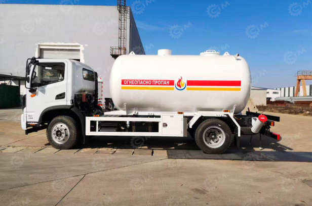 Автоцистерна на шасси ISUZU 4х2 дв 139kw для перевозки сжиженного газа (газовоз 10м3) насос, сч - Грузовик-цистерна: фото 1 Автоцистерна на шасси ISUZU 4х2 дв 139kw для перевозки сжиженного газа (газовоз 10м3) насос, сч - Грузовик-цистерна: фото 1
