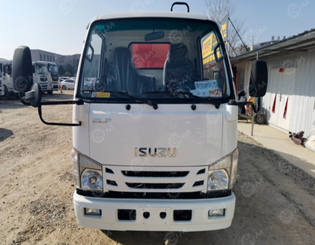 Автоцистерна на шасси ISUZU 4х2 дв 88kw для перевозки сжиженного газа (газовоз 6м3) - Грузовик-цистерна: фото 1 Автоцистерна на шасси ISUZU 4х2 дв 88kw для перевозки сжиженного газа (газовоз 6м3) - Грузовик-цистерна: фото 1