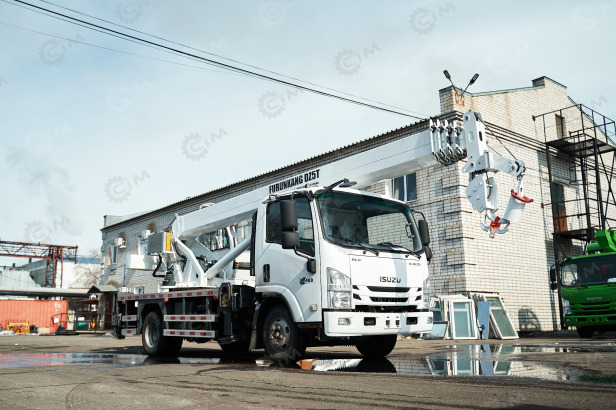 Автокран на шасси ISUZU 4x2 дв.151kw крановая установка FURUNKANG DZ5T гп 5т стрела 20м с ямоб - Автоманипулятор: фото 1 Автокран на шасси ISUZU 4x2 дв.151kw крановая установка FURUNKANG DZ5T гп 5т стрела 20м с ямоб - Автоманипулятор: фото 1