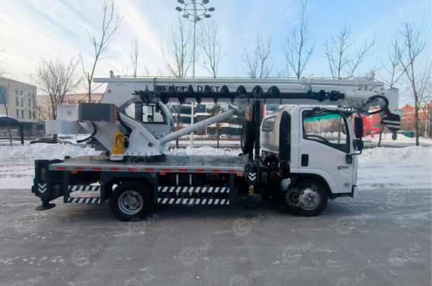 Автокран на шасси ISUZU 4x2 дв 151kw крановая установка FURUNKANG WGS12 гп 12т стрела 33м с бур - Автоманипулятор: фото 1 Автокран на шасси ISUZU 4x2 дв 151kw крановая установка FURUNKANG WGS12 гп 12т стрела 33м с бур - Автоманипулятор: фото 1