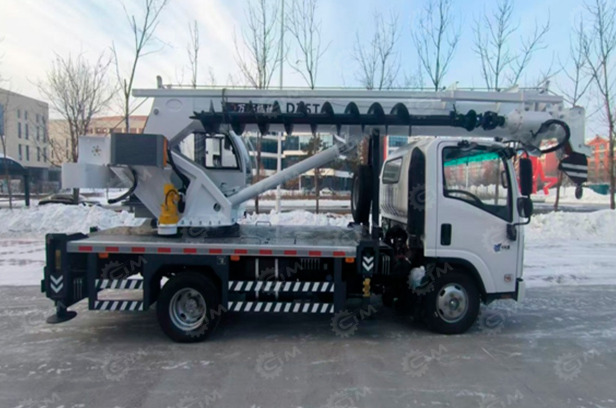 Автокран на шасси ISUZU 4x2 дв 96kw крановая установка DZ5T гп 5т стрела 20м с ямобуром ф300мм - Автоманипулятор: фото 1 Автокран на шасси ISUZU 4x2 дв 96kw крановая установка DZ5T гп 5т стрела 20м с ямобуром ф300мм - Автоманипулятор: фото 1