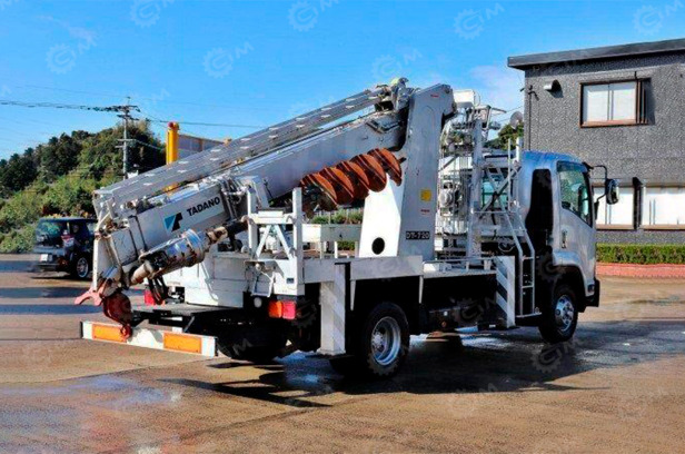 Автокран на шасси ISUZU 4x4 дв 151kw крановая установка WANBANG SQS350DZ гп 3,5т 3 секций отриц - Автокран: фото 1 Автокран на шасси ISUZU 4x4 дв 151kw крановая установка WANBANG SQS350DZ гп 3,5т 3 секций отриц - Автокран: фото 1