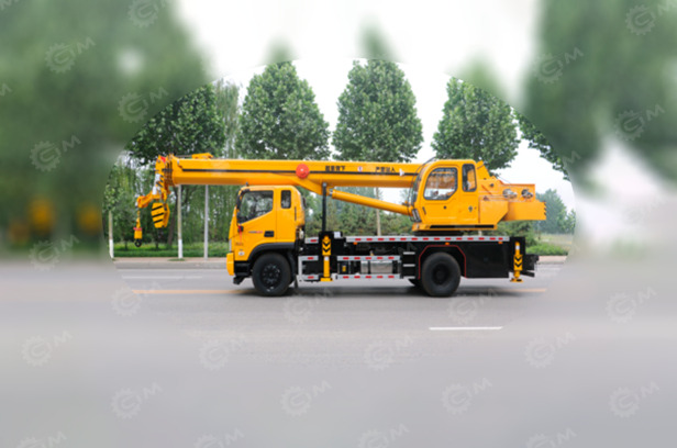 Автокран на шасси ISUZU 4x4 дв 165kw крановая установка WANBANG DZT16 гп 16т стрела 35,5м - Автокран: фото 1 Автокран на шасси ISUZU 4x4 дв 165kw крановая установка WANBANG DZT16 гп 16т стрела 35,5м - Автокран: фото 1