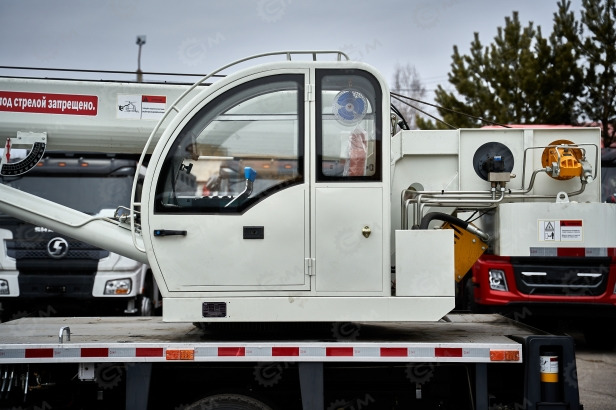 Новый Автокран Автокран на шасси ISUZU 4x4 дв 94kw крановая установка VIGRUS VGS8 гп 8т., 5 секций, стрела 26м: фото 6