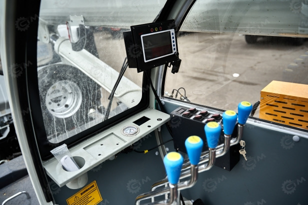 Новый Автокран Автокран на шасси ISUZU 4x4 дв 94kw крановая установка VIGRUS VGS8 гп 8т., 5 секций, стрела 26м: фото 42