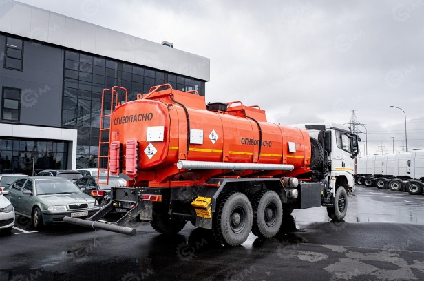 Автотопливозаправщик шасси Shacman 6×6 односкат ATЗ-15 X3000 дв 430 л.с. цистерна 15м3 2 секции - Грузовик с цистерной: фото 1 Автотопливозаправщик шасси Shacman 6×6 односкат ATЗ-15 X3000 дв 430 л.с. цистерна 15м3 2 секции - Грузовик с цистерной: фото 1