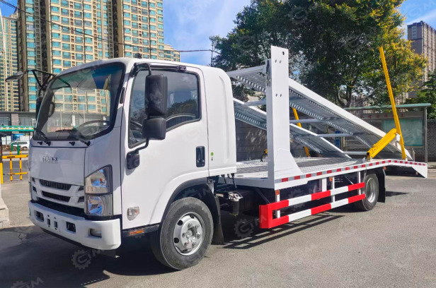 Автовоз на 2 машины на шасси ISUZU 4x2 гп 6т дв 139kw (со спальным местом) - Автовоз: фото 1 Автовоз на 2 машины на шасси ISUZU 4x2 гп 6т дв 139kw (со спальным местом) - Автовоз: фото 1