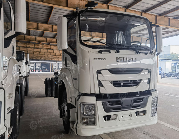 Автовоз на 5 машин на шасси ISUZU 4х2 дв 151kw - Автовоз: фото 1 Автовоз на 5 машин на шасси ISUZU 4х2 дв 151kw - Автовоз: фото 1