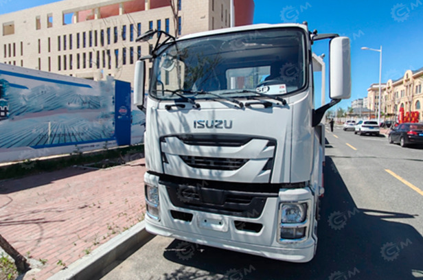 Автовоз на 5 машин на шасси ISUZU 6х4 дв 221kw кабина со спальником - Автовоз: фото 1 Автовоз на 5 машин на шасси ISUZU 6х4 дв 221kw кабина со спальником - Автовоз: фото 1