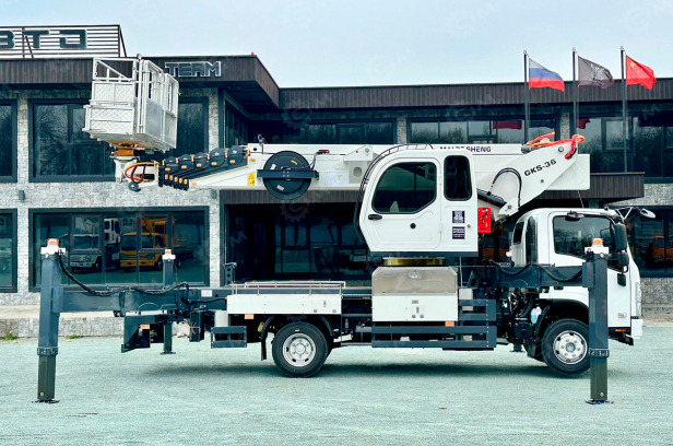 Автовышка MAIDESHENG GKS36 на шасси ISUZU 4Х2 дв 139kw высота подъёма 36м - Грузовик с подъемником: фото 1 Автовышка MAIDESHENG GKS36 на шасси ISUZU 4Х2 дв 139kw высота подъёма 36м - Грузовик с подъемником: фото 1