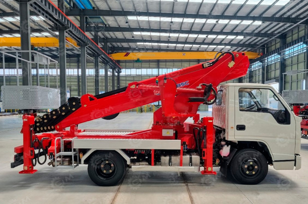 Автовышка NOVAS 290C на шасси ISUZU 4Х2 дв 94kw высота подъёма 28м - Автовышка: фото 1 Автовышка NOVAS 290C на шасси ISUZU 4Х2 дв 94kw высота подъёма 28м - Автовышка: фото 1