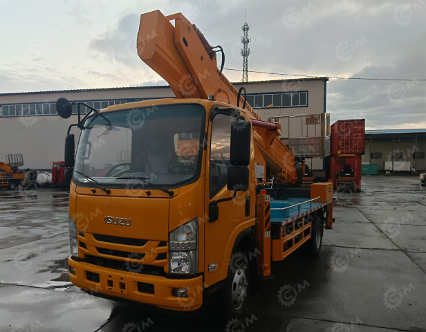 Автовышка Qingling GKS32 на шасси ISUZU 4Х2 дв 103kw высота подъёма 32м (без документов для Рос - Грузовик с подъемником: фото 1 Автовышка Qingling GKS32 на шасси ISUZU 4Х2 дв 103kw высота подъёма 32м (без документов для Рос - Грузовик с подъемником: фото 1