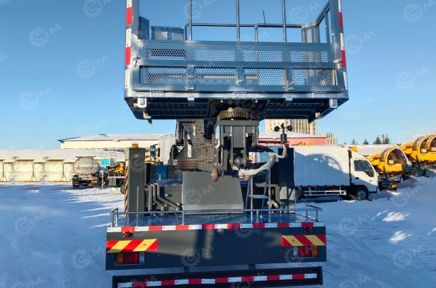 Новый Автовышка Автовышка Qingling GKS56 на шасси ISUZU 4Х2 дв 221Kw высота подъёма 56м, 2024г: фото 8 Новый Автовышка Автовышка Qingling GKS56 на шасси ISUZU 4Х2 дв 221Kw высота подъёма 56м, 2024г: фото 8