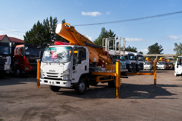 Автовышка VIGRUS GKS28 на шасси ISUZU 4Х2 дв 94kw высота подъёма 28м без кабины - Грузовик с подъемником: фото 1 Автовышка VIGRUS GKS28 на шасси ISUZU 4Х2 дв 94kw высота подъёма 28м без кабины - Грузовик с подъемником: фото 1