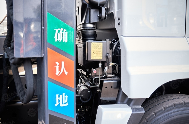Автовышка Автовышка VIGRUS GKS45 на шасси ISUZU 4Х2 дв 165Kw высота подъёма 45м: фото 10 Автовышка Автовышка VIGRUS GKS45 на шасси ISUZU 4Х2 дв 165Kw высота подъёма 45м: фото 10
