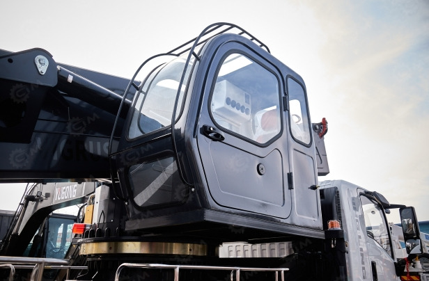 Автовышка Автовышка VIGRUS GKS45 на шасси ISUZU 4Х2 дв 165Kw высота подъёма 45м: фото 7 Автовышка Автовышка VIGRUS GKS45 на шасси ISUZU 4Х2 дв 165Kw высота подъёма 45м: фото 7