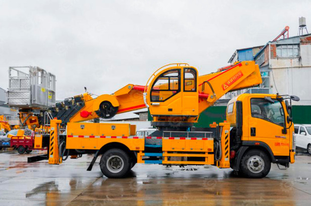 Автовышка VIGRUS на шасси ISUZU 4Х4 дв 87кВт высота подъёма 33м - Грузовик с подъемником: фото 1 Автовышка VIGRUS на шасси ISUZU 4Х4 дв 87кВт высота подъёма 33м - Грузовик с подъемником: фото 1