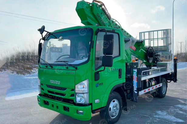 Автовышка WANBANG GKS28M на шасси ISUZU 4Х2 дв 94kw, высота подъёма 28м люлька изолированная до 10кВт - Грузовик с подъемником: фото 1 Автовышка WANBANG GKS28M на шасси ISUZU 4Х2 дв 94kw, высота подъёма 28м люлька изолированная до 10кВт - Грузовик с подъемником: фото 1