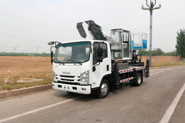 Автовышка WANBANG GKS30 на шасси ISUZU 4Х2 дв 139kw высота подъёма 30м гп корзины 400кг - Грузовик с подъемником: фото 1 Автовышка WANBANG GKS30 на шасси ISUZU 4Х2 дв 139kw высота подъёма 30м гп корзины 400кг - Грузовик с подъемником: фото 1
