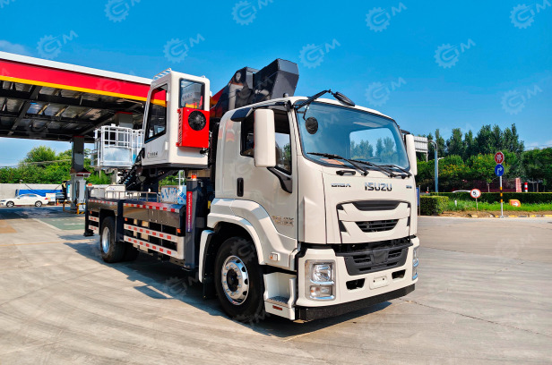 Автовышка на шасси ISUZU 4Х2 дв 221Kw. высота подъёма 55м - Грузовик с подъемником: фото 1 Автовышка на шасси ISUZU 4Х2 дв 221Kw. высота подъёма 55м - Грузовик с подъемником: фото 1