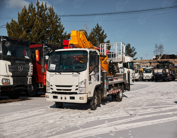 Автовышка на шасси ISUZU 4Х2 дв ISUZU 94кВт/128л.с. 24м - Грузовик с подъемником: фото 1 Автовышка на шасси ISUZU 4Х2 дв ISUZU 94кВт/128л.с. 24м - Грузовик с подъемником: фото 1