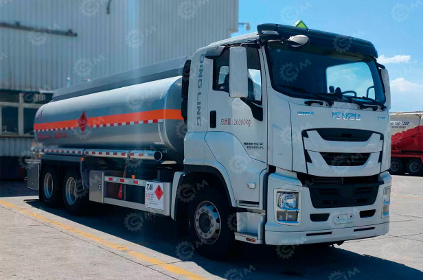 Бензовоз на шасси ISUZU 6х4 дв 221kw бочка 12м3 алюминиевая (перевозка дизельного топлива) 3 секции, системой для заправки, двумя пистолетами - Грузовик-цистерна: фото 1 Бензовоз на шасси ISUZU 6х4 дв 221kw бочка 12м3 алюминиевая (перевозка дизельного топлива) 3 секции, системой для заправки, двумя пистолетами - Грузовик-цистерна: фото 1