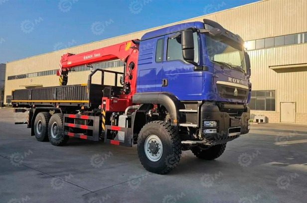 Бортовой грузовик HOWO 6x6 дв 480лс кму КМУ SUNHUNK S3005 гп 12т - Бортовой грузовик/ Платформа: фото 4 Бортовой грузовик HOWO 6x6 дв 480лс кму КМУ SUNHUNK S3005 гп 12т - Бортовой грузовик/ Платформа: фото 4