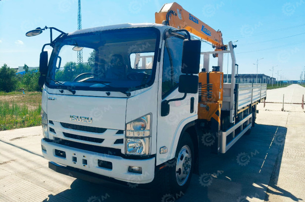 Бортовой грузовик ISUZU 4x2 дв 139kw гп 6 тонн c кму XCMG SQS125 гп 5т 4 секции стрела 11,2 куз - Грузовик бортовой/ Платформа: фото 1 Бортовой грузовик ISUZU 4x2 дв 139kw гп 6 тонн c кму XCMG SQS125 гп 5т 4 секции стрела 11,2 куз - Грузовик бортовой/ Платформа: фото 1