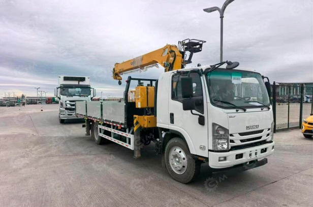 Бортовой грузовик ISUZU 4x2 дв 151kw гп 6т кабина ELF c КМУ XCMG SQS157 гп 6,3т 4 секции 12.8м - Бортовой грузовик/ Платформа: фото 2 Бортовой грузовик ISUZU 4x2 дв 151kw гп 6т кабина ELF c КМУ XCMG SQS157 гп 6,3т 4 секции 12.8м - Бортовой грузовик/ Платформа: фото 2