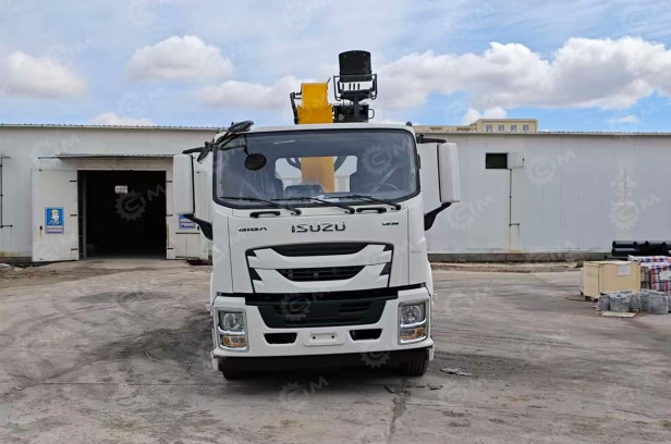 Бортовой грузовик ISUZU 4x2 дв 151kw с КМУ XCMG GSQS200-5 гп 8т 5 секций стрела 18,6м кузов 600 - Бортовой грузовик/ Платформа: фото 1 Бортовой грузовик ISUZU 4x2 дв 151kw с КМУ XCMG GSQS200-5 гп 8т 5 секций стрела 18,6м кузов 600 - Бортовой грузовик/ Платформа: фото 1