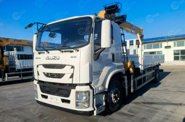 Бортовой грузовик ISUZU 4x2 дв 177kw c кму XCMG SQS200-5 гп 8 тонн 5 секций 18.6м кузов 7500х24 - Грузовик бортовой/ Платформа: фото 1 Бортовой грузовик ISUZU 4x2 дв 177kw c кму XCMG SQS200-5 гп 8 тонн 5 секций 18.6м кузов 7500х24 - Грузовик бортовой/ Платформа: фото 1