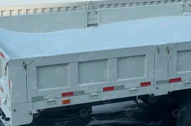 Бортовой грузовик ISUZU 4x2 дв 177kw гп 8т, c КМУ XCMG SQS125 гп 5 тонн 4 секции длина стрелы 1 - Бортовой грузовик/ Платформа: фото 1 Бортовой грузовик ISUZU 4x2 дв 177kw гп 8т, c КМУ XCMG SQS125 гп 5 тонн 4 секции длина стрелы 1 - Бортовой грузовик/ Платформа: фото 1