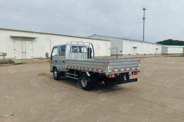 Бортовой грузовик ISUZU 4x2 дв 88Kw гп 4т двойная кабина 100Р, двигатель 3л, кузов 3235×1790×38 - Бортовой грузовик/ Платформа: фото 1 Бортовой грузовик ISUZU 4x2 дв 88Kw гп 4т двойная кабина 100Р, двигатель 3л, кузов 3235×1790×38 - Бортовой грузовик/ Платформа: фото 1