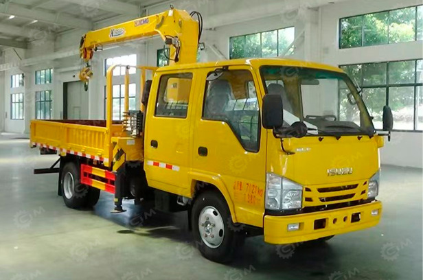 Бортовой грузовик ISUZU 4x2 дв 94 kw (Сдвоенная кабина 5 мест) гп 2т тонны с кму XCMG SQS42 гп 2,1т. 3 секции стрела 7,5м - Грузовик бортовой/ Платформа: фото 1 Бортовой грузовик ISUZU 4x2 дв 94 kw (Сдвоенная кабина 5 мест) гп 2т тонны с кму XCMG SQS42 гп 2,1т. 3 секции стрела 7,5м - Грузовик бортовой/ Платформа: фото 1