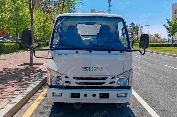 Бортовой грузовик ISUZU 4x2 дв 94 kw гп 2т тонны с кму XCMG SQ2SK2Q гп 2,1т. 3 секции стрела 7,5м - Грузовик бортовой/ Платформа: фото 1 Бортовой грузовик ISUZU 4x2 дв 94 kw гп 2т тонны с кму XCMG SQ2SK2Q гп 2,1т. 3 секции стрела 7,5м - Грузовик бортовой/ Платформа: фото 1